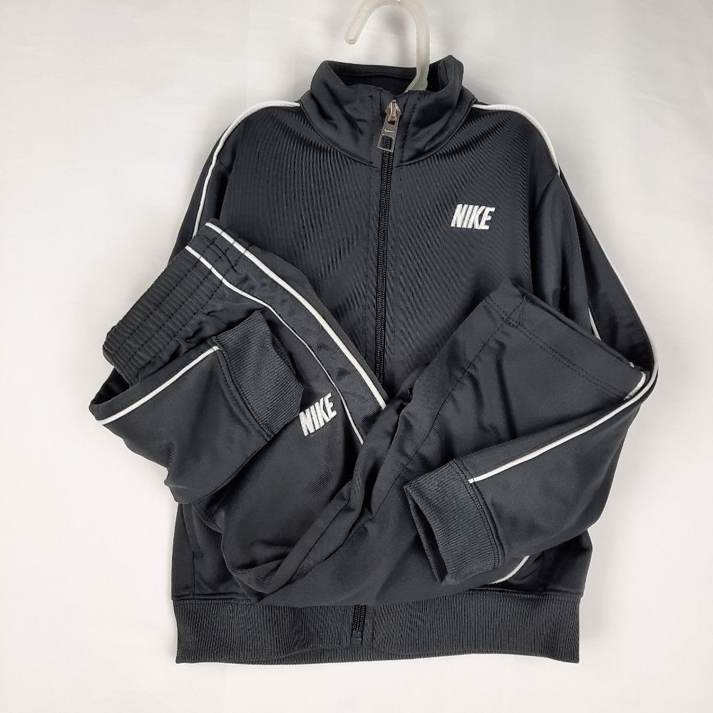 Nike infants size 24 mos. track suit zipper long sleeve gray white polyester
